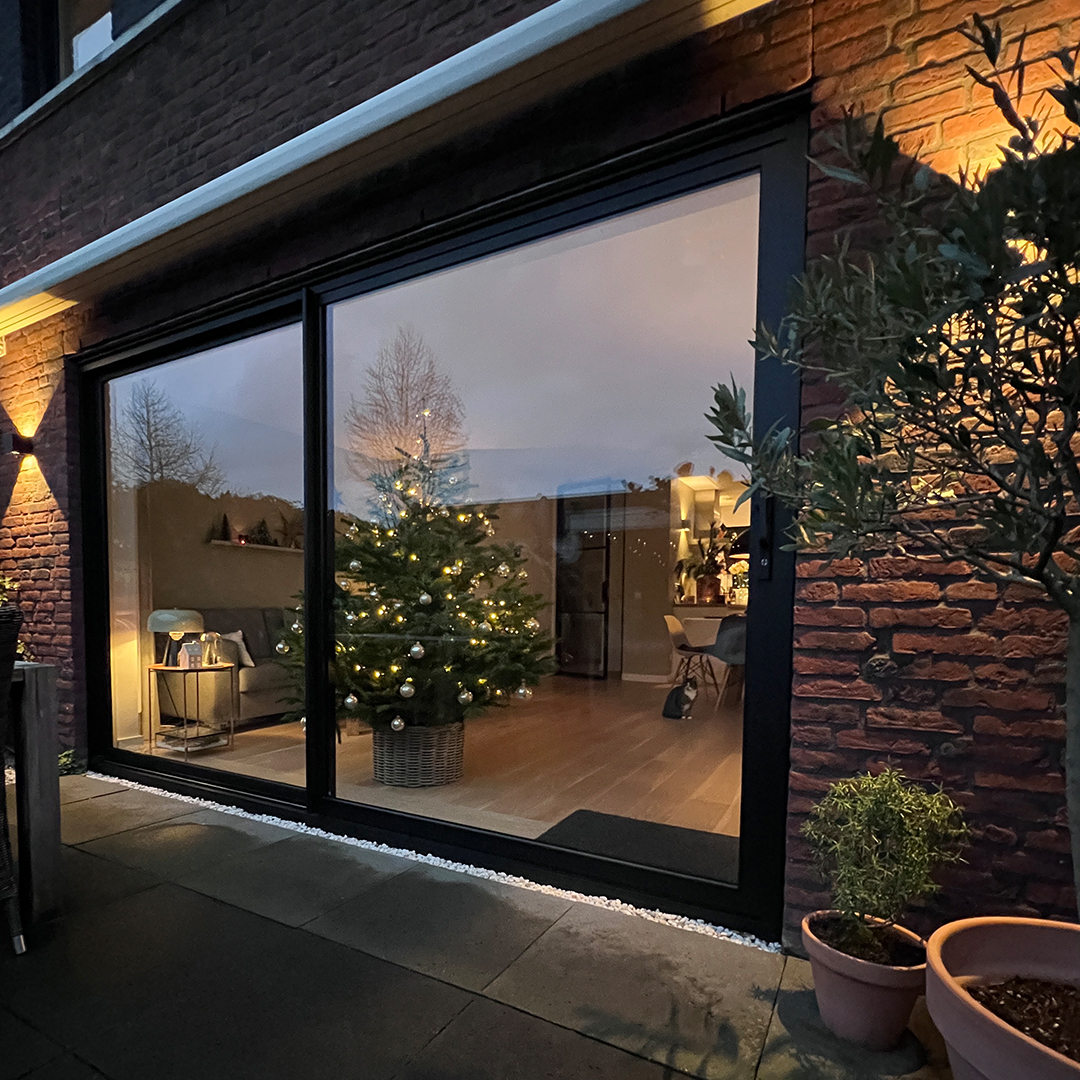 Licht en ruimte: de impact van een schuifpui op ons interieur